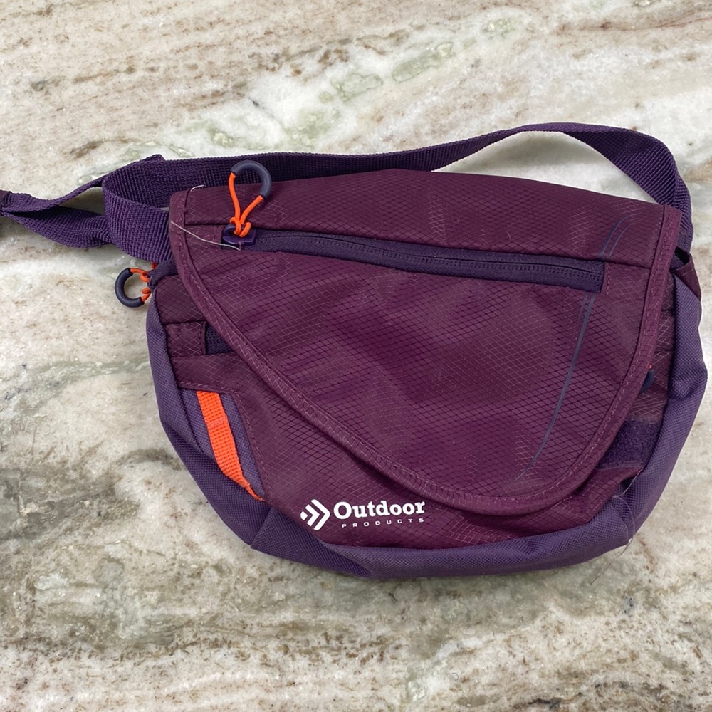 Fanny pack